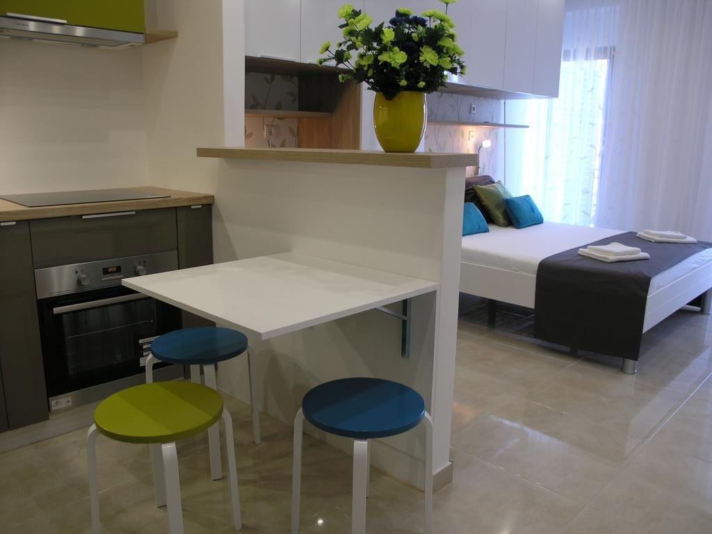 פודגורה Apartments Dobrila מראה חיצוני תמונה