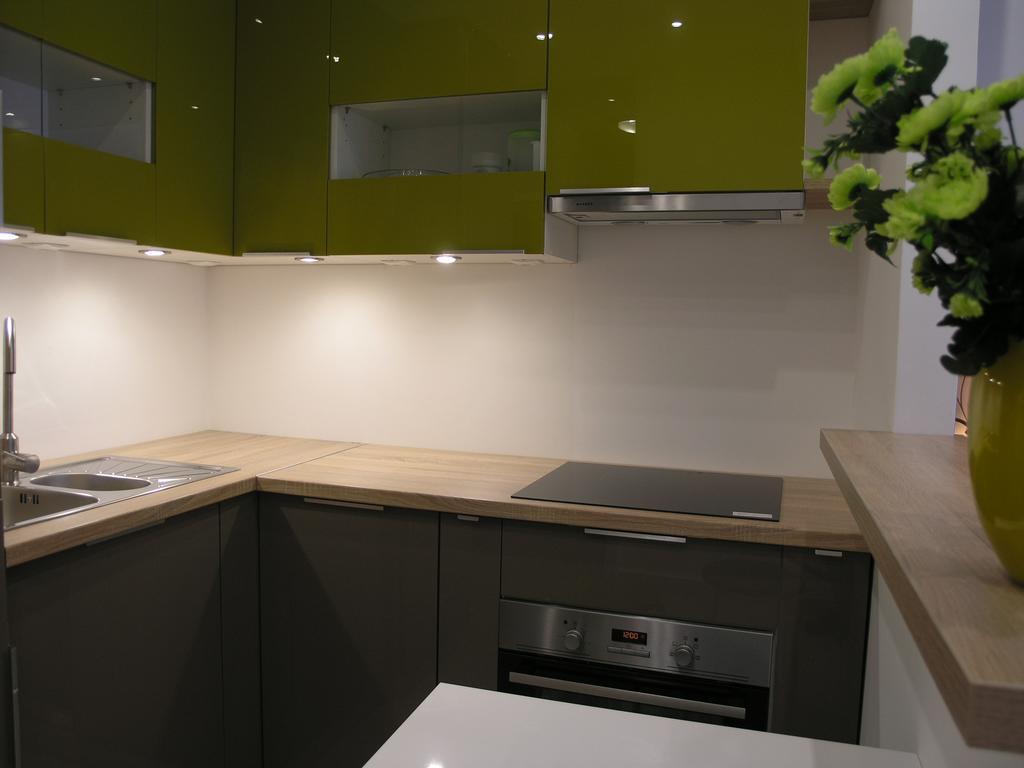 פודגורה Apartments Dobrila מראה חיצוני תמונה