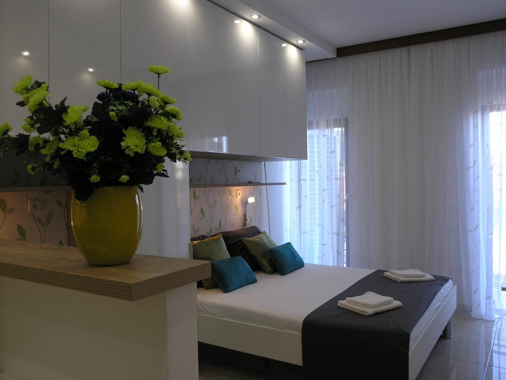 פודגורה Apartments Dobrila מראה חיצוני תמונה
